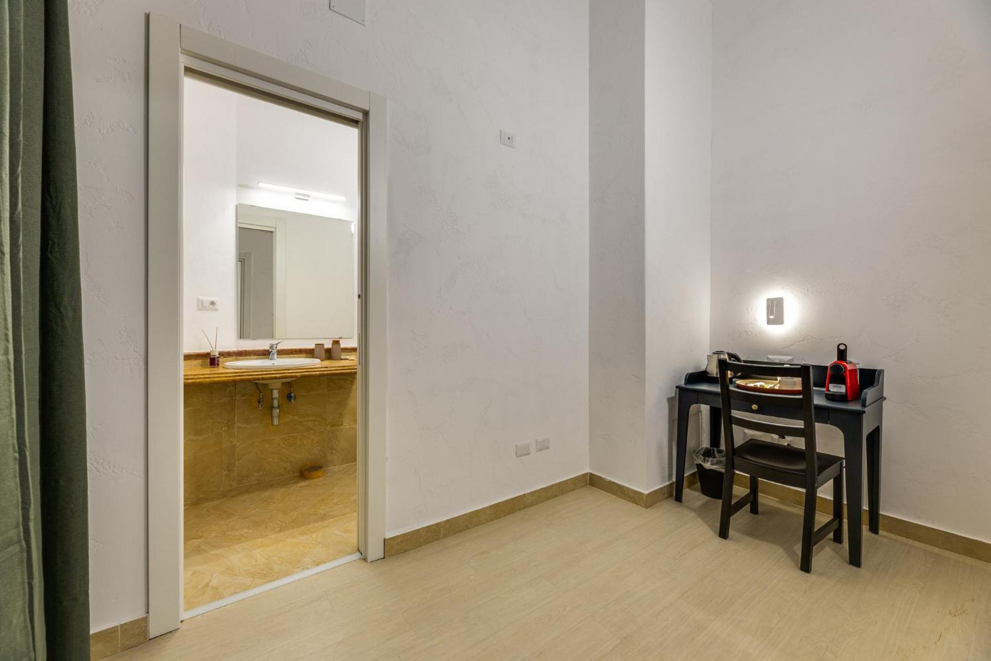 Via Veneto - Dolce Alcova Bed & Breakfast Rom